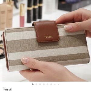 Fossil Women's Key & Card Holder - Tan and Cream
